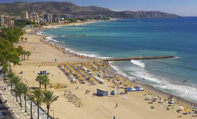 Apartment Beach, A 30 Metros De La Playa, Con Wifi Gratuito Y Parking Incluido